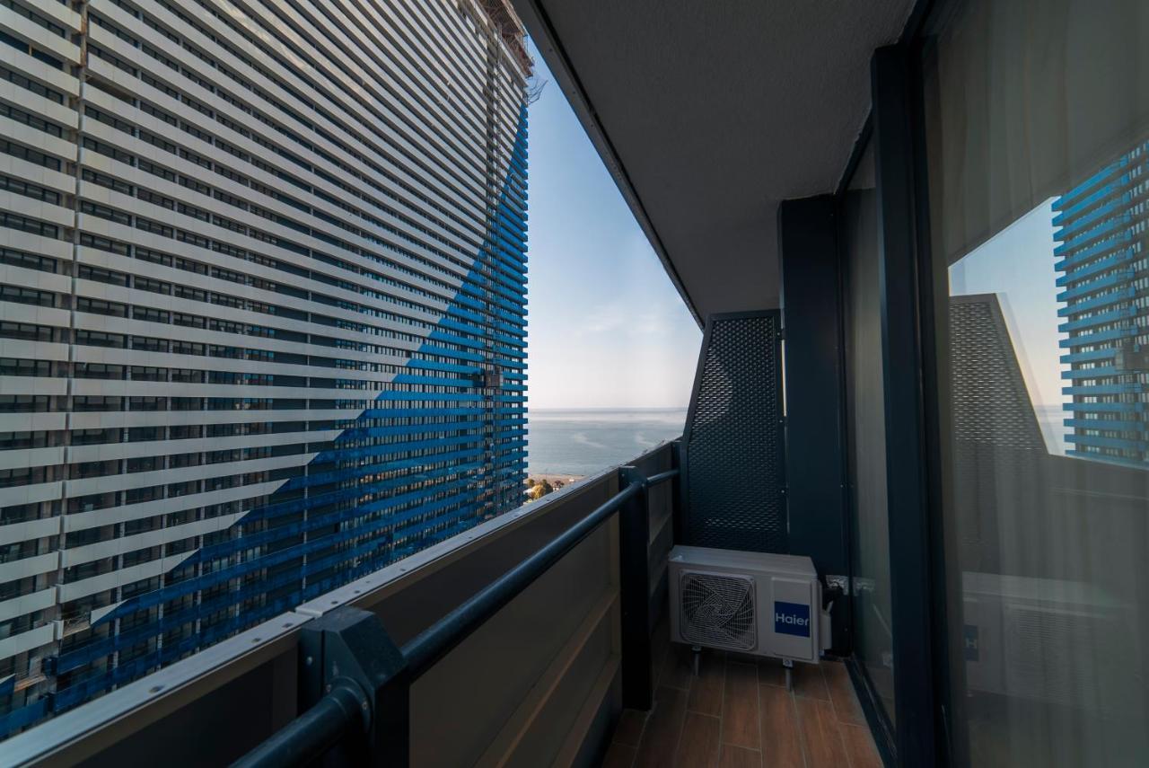 Апартаменты Grand City Real Estate Батуми Экстерьер фото