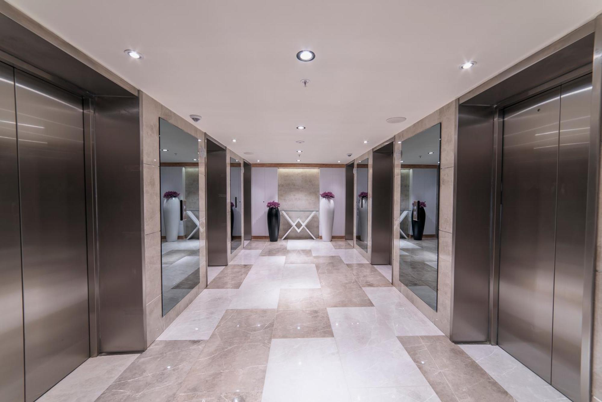 Апартаменты Grand City Real Estate Батуми Экстерьер фото