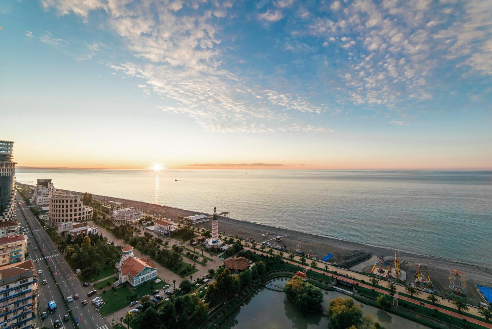 Апартаменты Grand City Real Estate Батуми Экстерьер фото